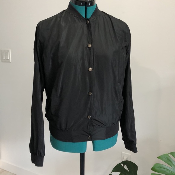 Brandy Melville Windbreaker bomber jacket - Picture 2 of 5